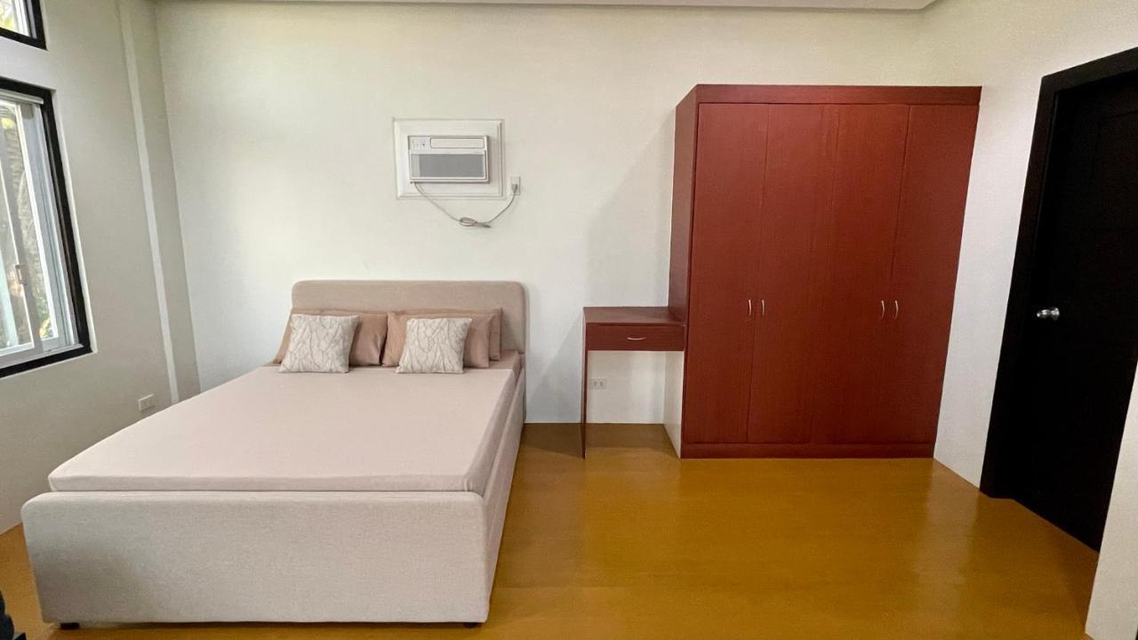 New Cozy 3 Bedroom House Holiday home Davao
