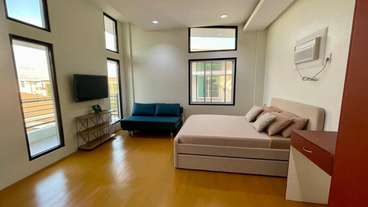 New Cozy 3 Bedroom House Holiday home *