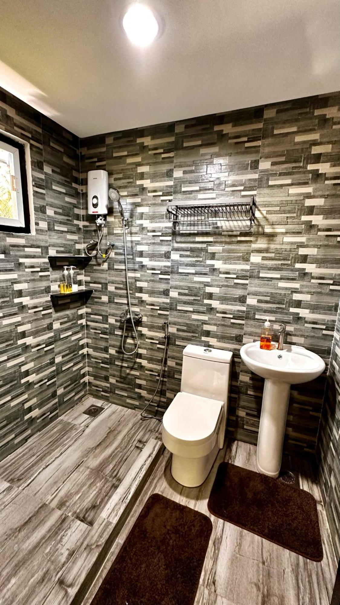 New Cozy 3 Bedroom House Holiday home Davao