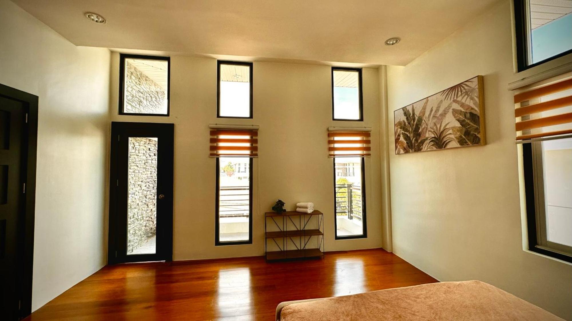 New Cozy 3 Bedroom House Holiday home Davao