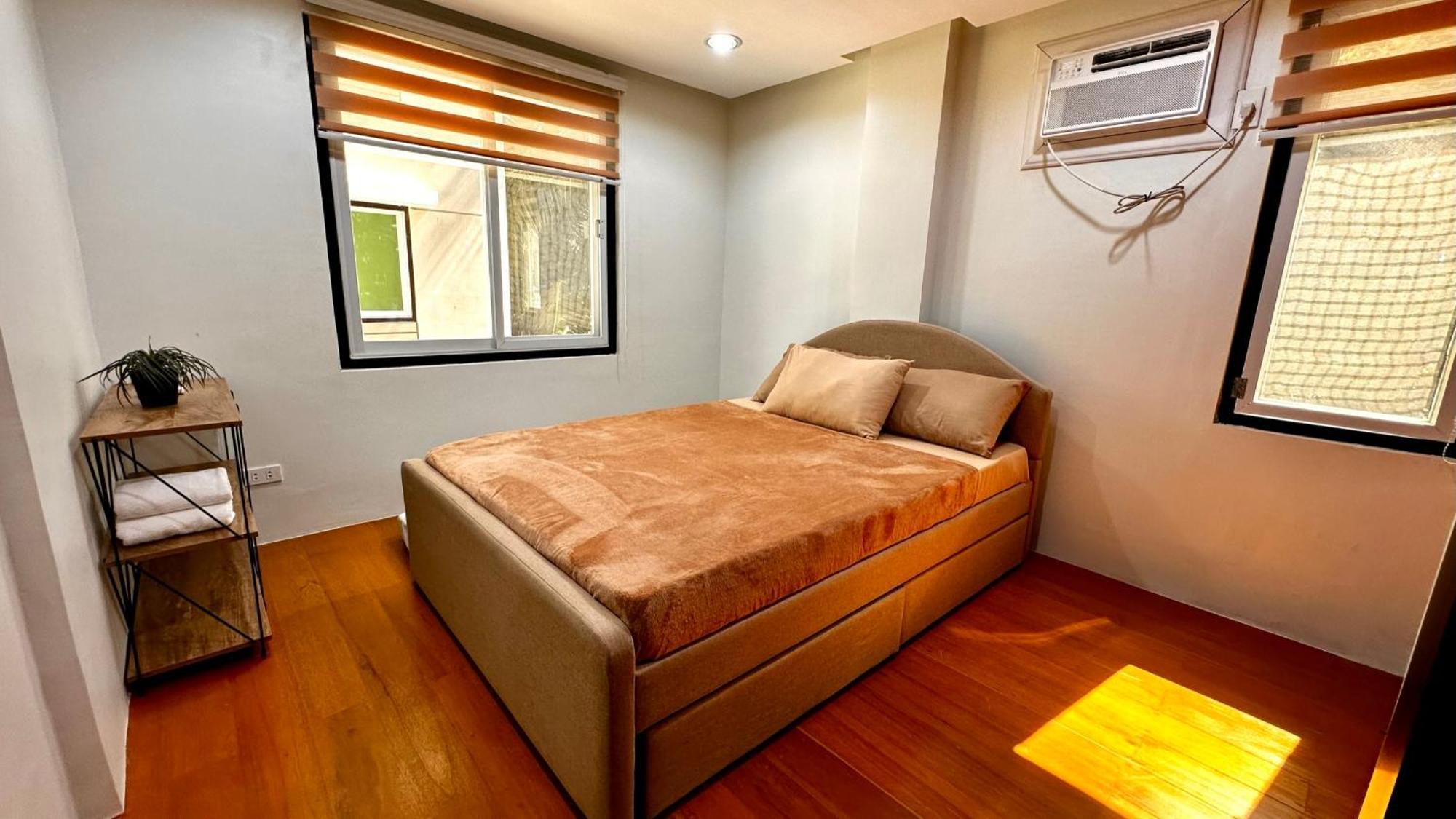 New Cozy 3 Bedroom House *
