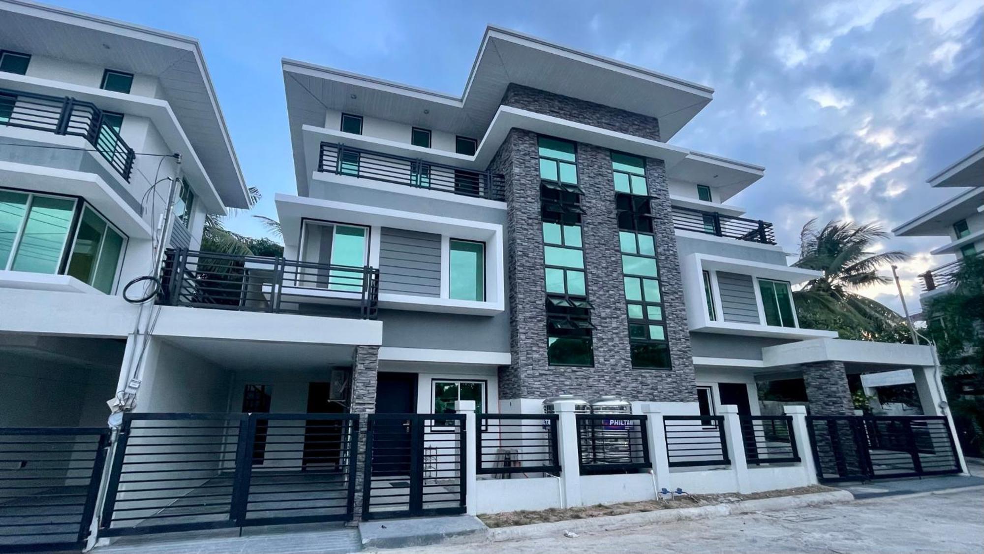 New Cozy 3 Bedroom House Holiday home Davao